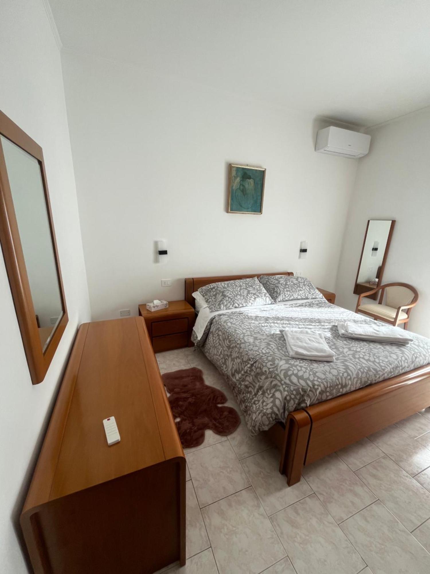 Casa Vacanze Tardy E Benech サヴォーナ エクステリア 写真